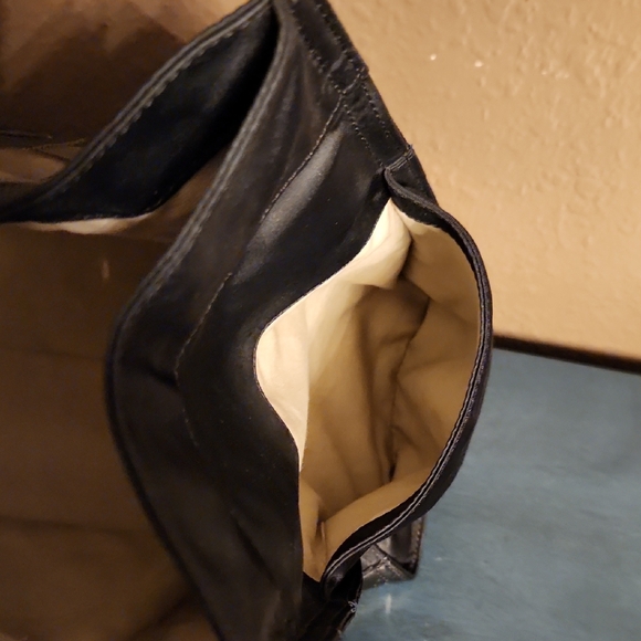 Tory Burch Black Nylon Tote with Glossy Patent Leather Accents - Picture 14 of 14